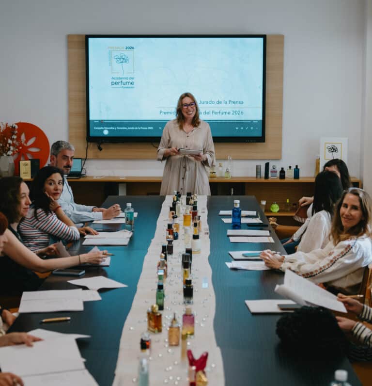 Se desvelan los perfumes “top” de los Premios Academia del Perfume 2026, tras la votación del Jurado de la Prensa